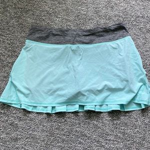 Lululemon size 8 skort